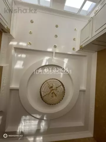 2-комнатная квартира, этаж 8 из 9, 48 м²