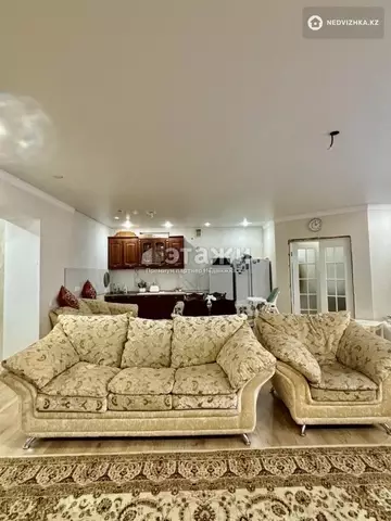 3-комнатная квартира, этаж 2 из 9, 106 м²