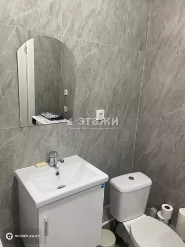 1-комнатная квартира, этаж 8 из 12, 41 м², на длительный срок