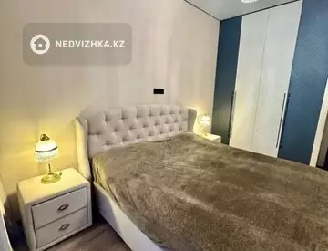 2-комнатная квартира, этаж 2 из 9, 63 м², на длительный срок