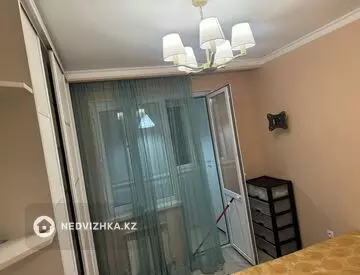 2-комнатная квартира, этаж 4 из 12, 55 м²