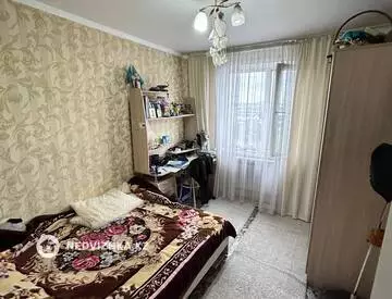 3-комнатная квартира, этаж 6 из 6, 63 м²