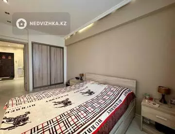 2-комнатная квартира, этаж 8 из 9, 50 м²