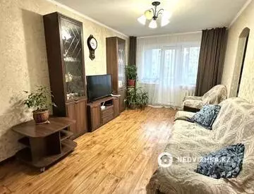 3-комнатная квартира, этаж 5 из 5, 60 м²
