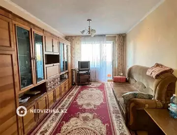 3-комнатная квартира, этаж 4 из 5, 59 м²