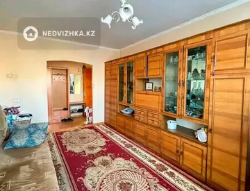 3-комнатная квартира, этаж 4 из 5, 59 м²