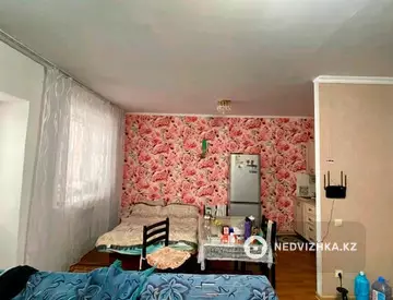 2-комнатная квартира, этаж 2 из 9, 61 м²