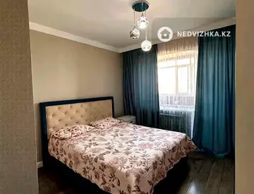 4-комнатная квартира, этаж 1 из 5, 102 м²