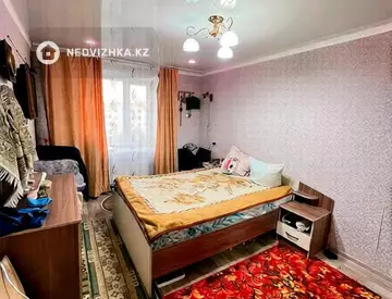 2-комнатная квартира, этаж 5 из 5, 48 м²