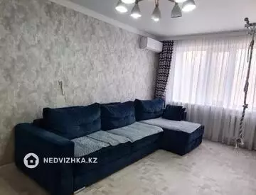 3-комнатная квартира, этаж 8 из 9, 57 м²