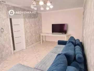 3-комнатная квартира, этаж 8 из 9, 57 м²