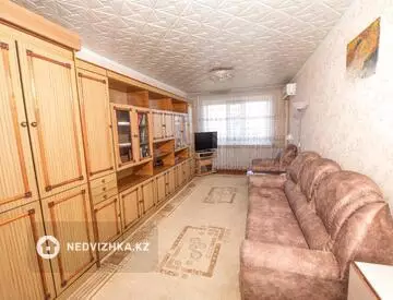 3-комнатная квартира, этаж 9 из 12, 72 м²