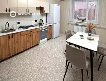 3-комнатная квартира, этаж 8 из 9, 83 м²