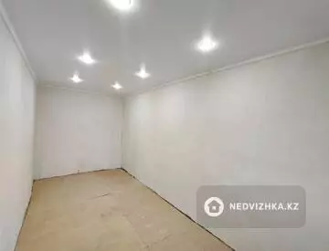 2-комнатная квартира, этаж 5 из 5, 42 м²