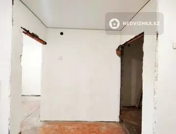 2-комнатная квартира, этаж 5 из 5, 42 м²