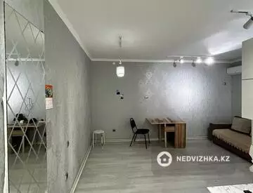 2-комнатная квартира, этаж 2 из 9, 40 м²