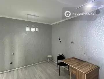 2-комнатная квартира, этаж 2 из 9, 40 м²