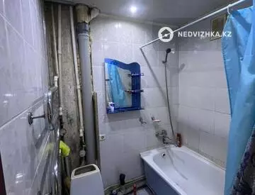 2-комнатная квартира, этаж 4 из 5, 43 м²