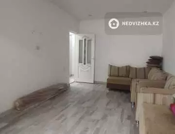 2-комнатная квартира, этаж 4 из 5, 47 м²