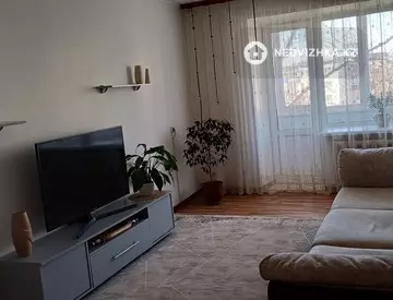 4-комнатная квартира, этаж 5 из 5, 75 м²