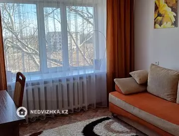 4-комнатная квартира, этаж 5 из 5, 75 м²