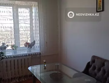 4-комнатная квартира, этаж 5 из 5, 75 м²