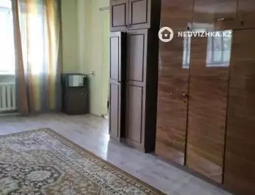 2-комнатная квартира, этаж 1 из 5, 56 м²