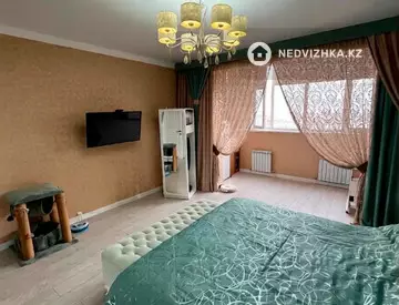 3-комнатная квартира, этаж 9 из 9, 110 м²