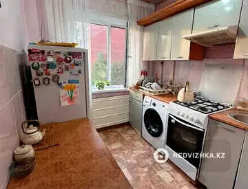 3-комнатная квартира, этаж 4 из 5, 62 м²