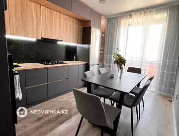 2-комнатная квартира, этаж 7 из 9, 67 м²
