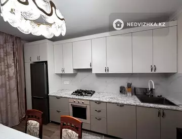 2-комнатная квартира, этаж 3 из 9, 71 м²