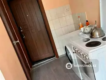 1-комнатная квартира, этаж 4 из 5, 12 м²