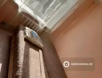 1-комнатная квартира, этаж 4 из 5, 12 м²