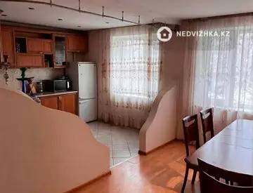 5-комнатная квартира, этаж 2 из 5, 100 м²