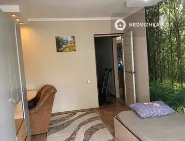 3-комнатная квартира, этаж 3 из 5, 60 м²