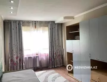 3-комнатная квартира, этаж 3 из 5, 60 м²