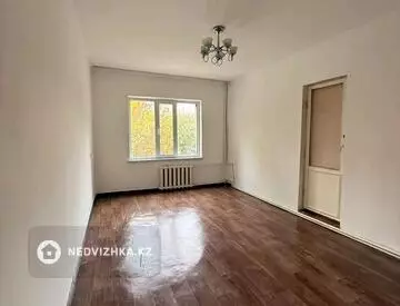 3-комнатная квартира, этаж 2 из 5, 64 м²