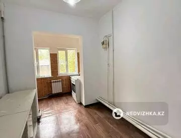 3-комнатная квартира, этаж 2 из 5, 64 м²