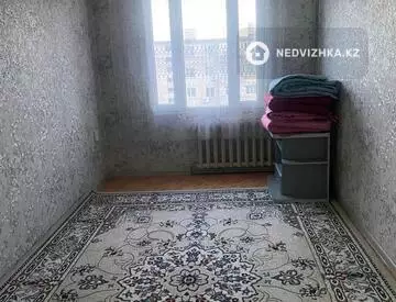 3-комнатная квартира, этаж 4 из 5, 60 м²