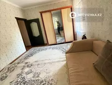 1-комнатная квартира, этаж 1 из 5, 42 м²