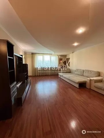 3-комнатная квартира, этаж 9 из 14, 100 м²