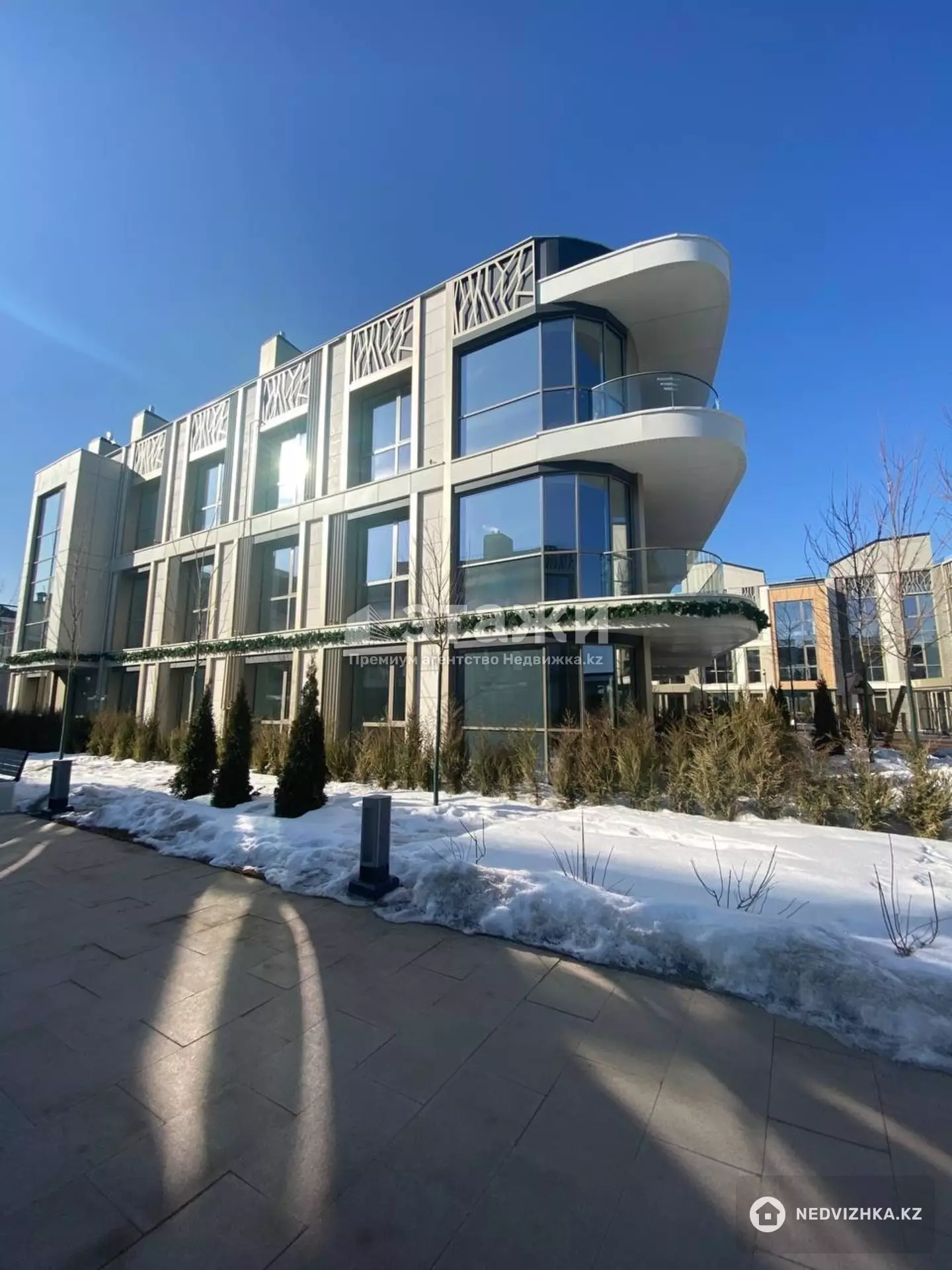 370 м², 5-комнатная квартира, этаж 2 из 3, 370 м², изображение - 1