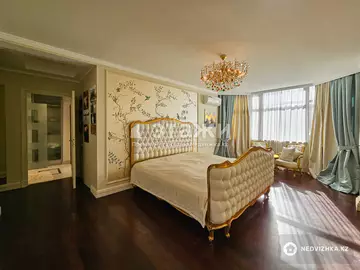 6-комнатный дом, 16 соток, 540 м², на длительный срок