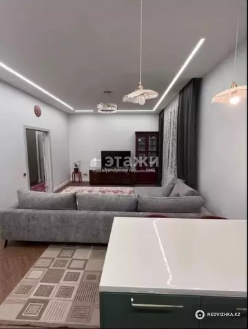 3-комнатная квартира, этаж 10 из 12, 83 м²