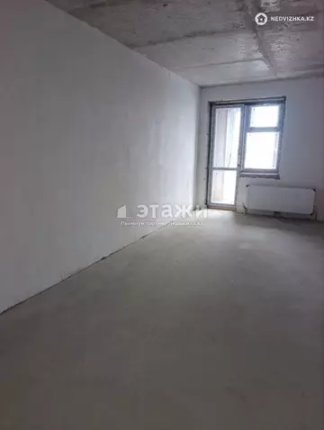 1-комнатная квартира, этаж 15 из 17, 34 м²
