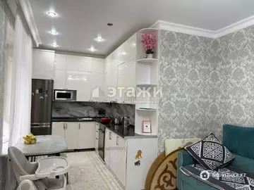 3-комнатная квартира, этаж 2 из 9, 70 м²