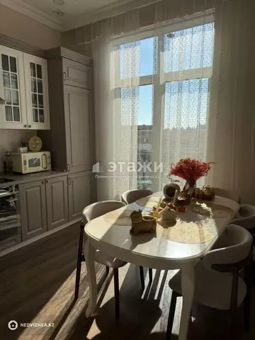 2-комнатная квартира, этаж 7 из 7, 63 м²