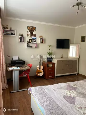 3-комнатная квартира, этаж 3 из 9, 94 м²