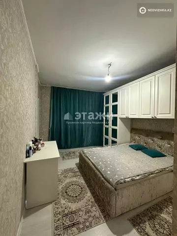 3-комнатная квартира, этаж 4 из 9, 60 м²