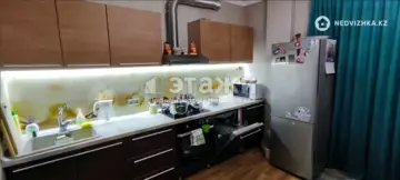 3-комнатная квартира, этаж 12 из 19, 65 м²